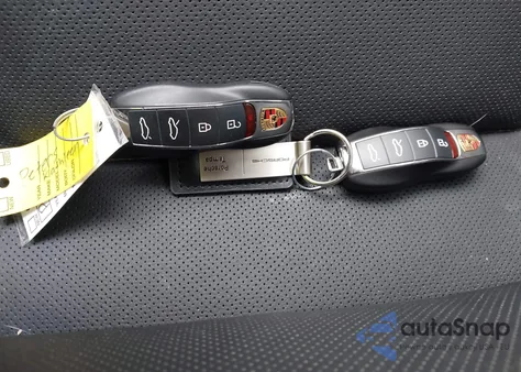 2024 Porsche 718 Boxster Style Edition z USA, uszkodzony, nr VIN WP0CA2A84RK206112